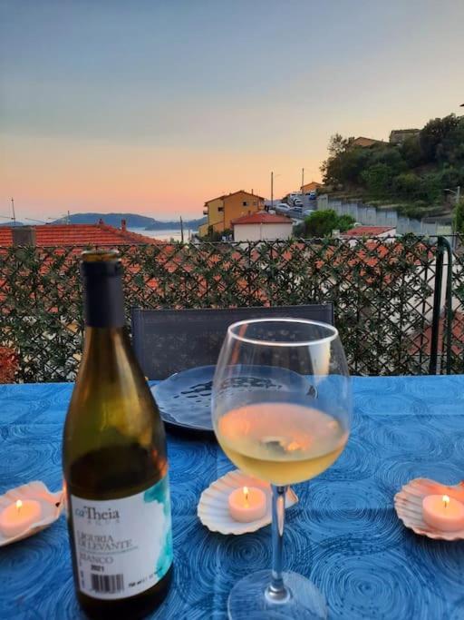 La Terrazza Sul Golfo Dei Poeti Con Vista Mare Leilighet Pitelli Eksteriør bilde