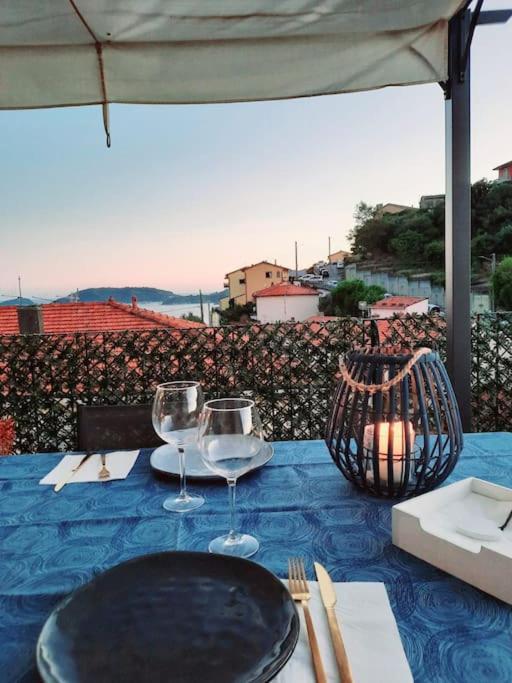 La Terrazza Sul Golfo Dei Poeti Con Vista Mare Leilighet Pitelli Eksteriør bilde